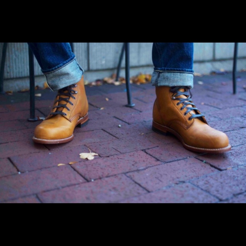 New Men’s Tan Leather Wolverine 1000 Mile